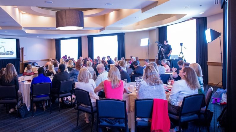 Should You Distribute a Press Release Before or After an Event?